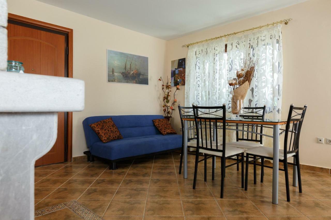 Glyfada Villas Parálion Ástros Bagian luar foto